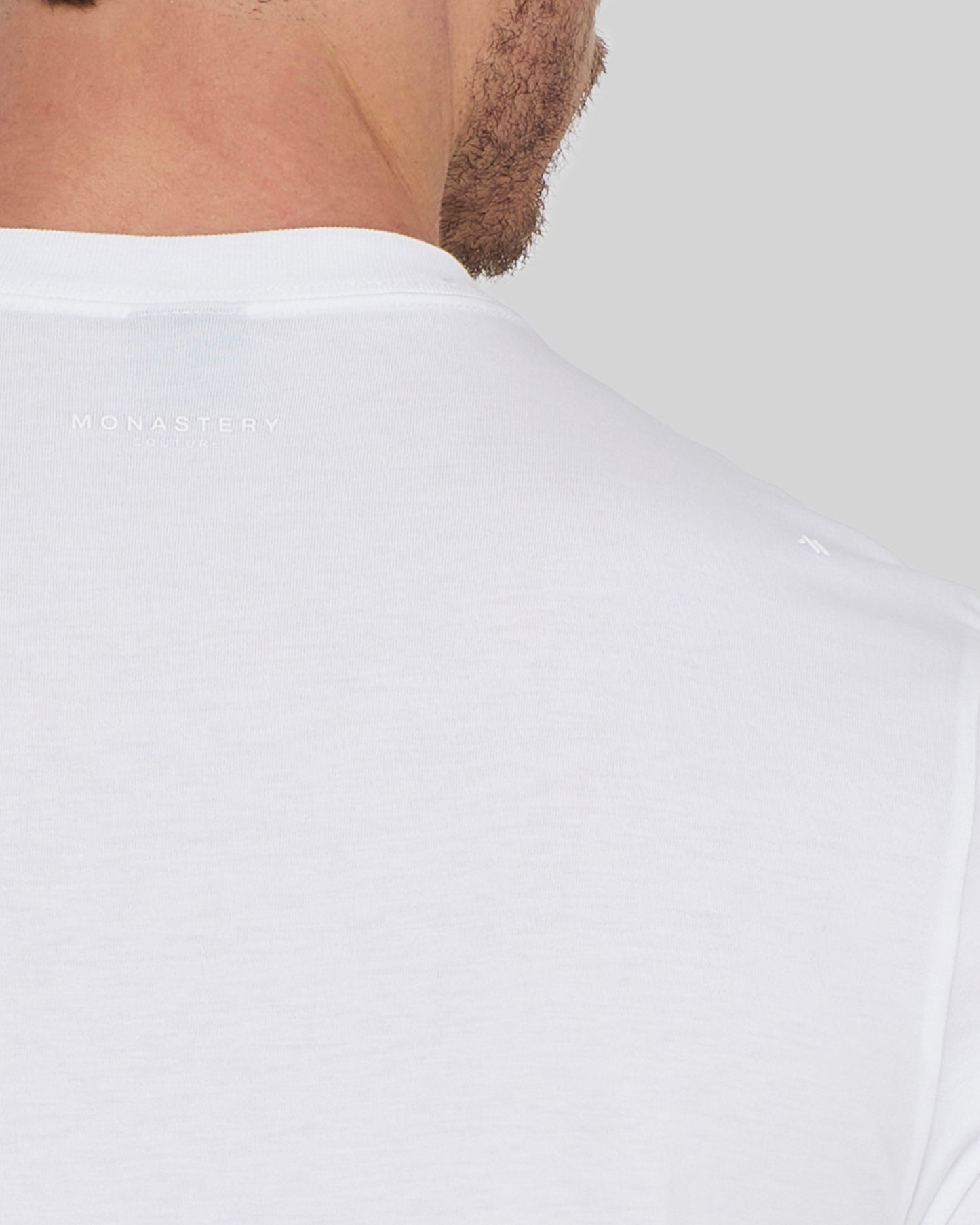 HELUM WHITE T-SHIRT