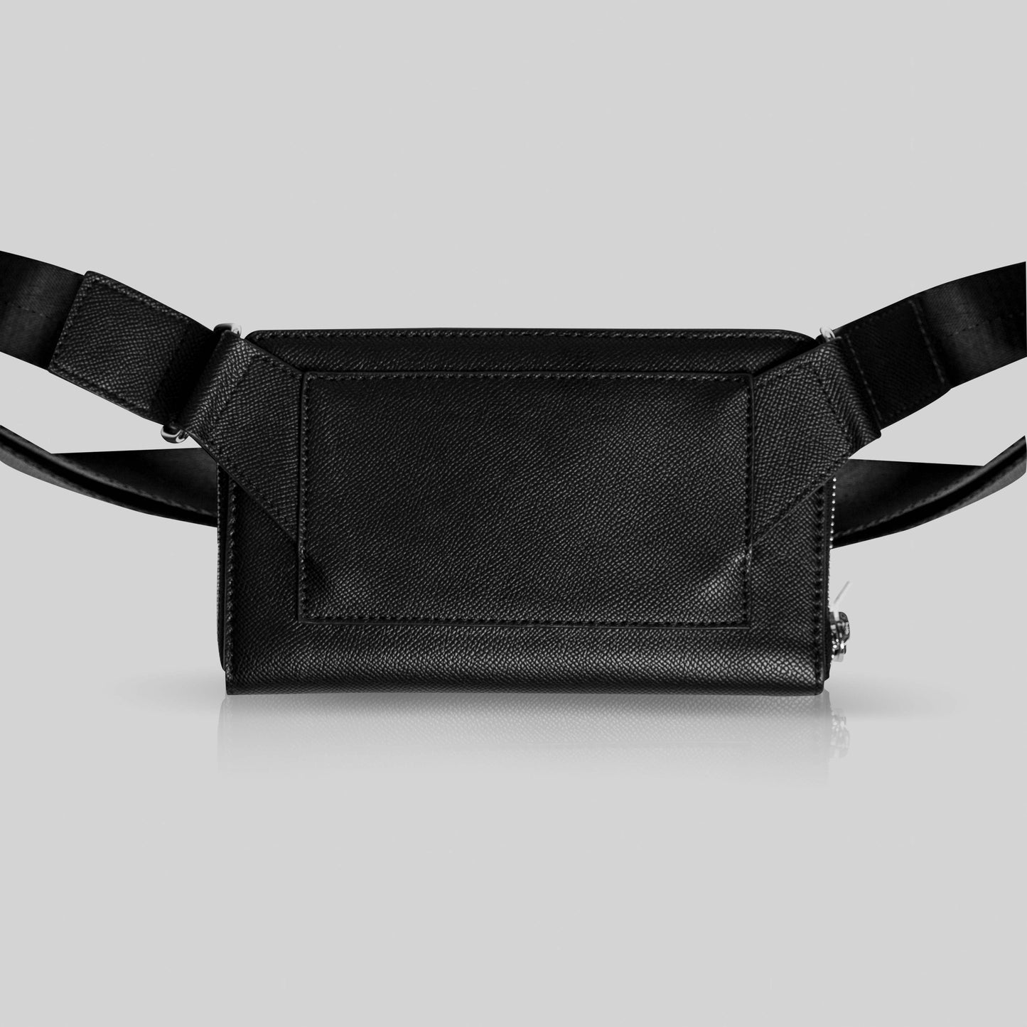 FANNYPACK TYRRELL