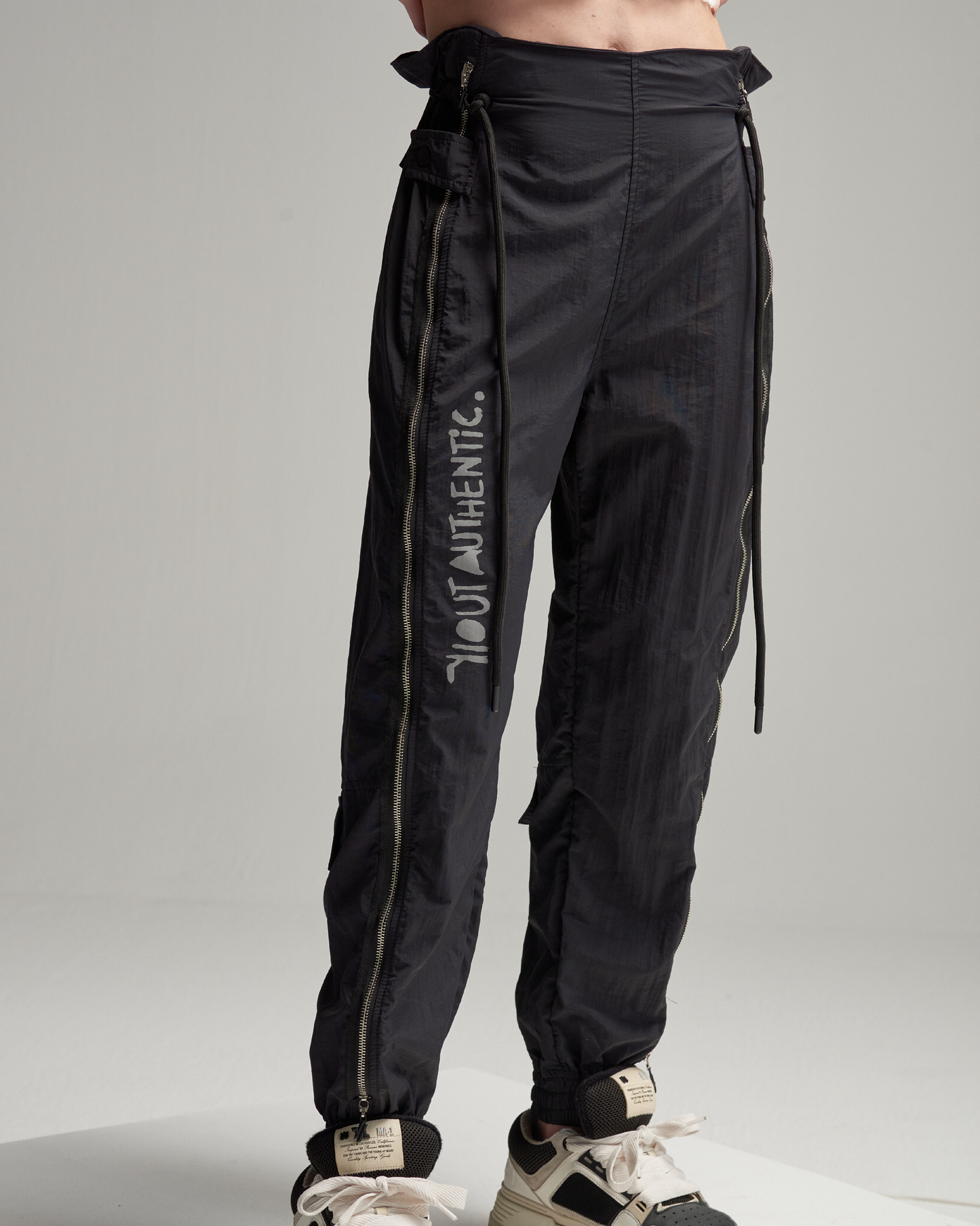 BAGGIE PANTS