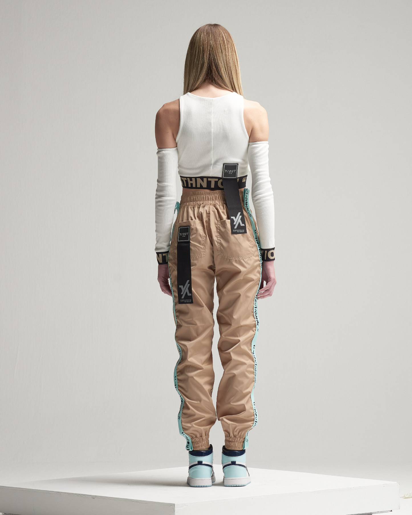 CROP TOP UNIQUE