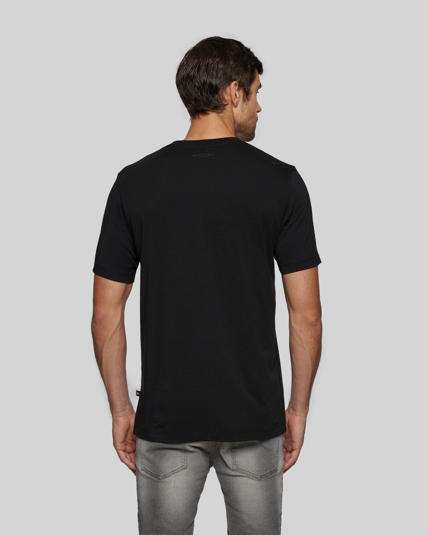 PERSEO BLACK T-SHIRT