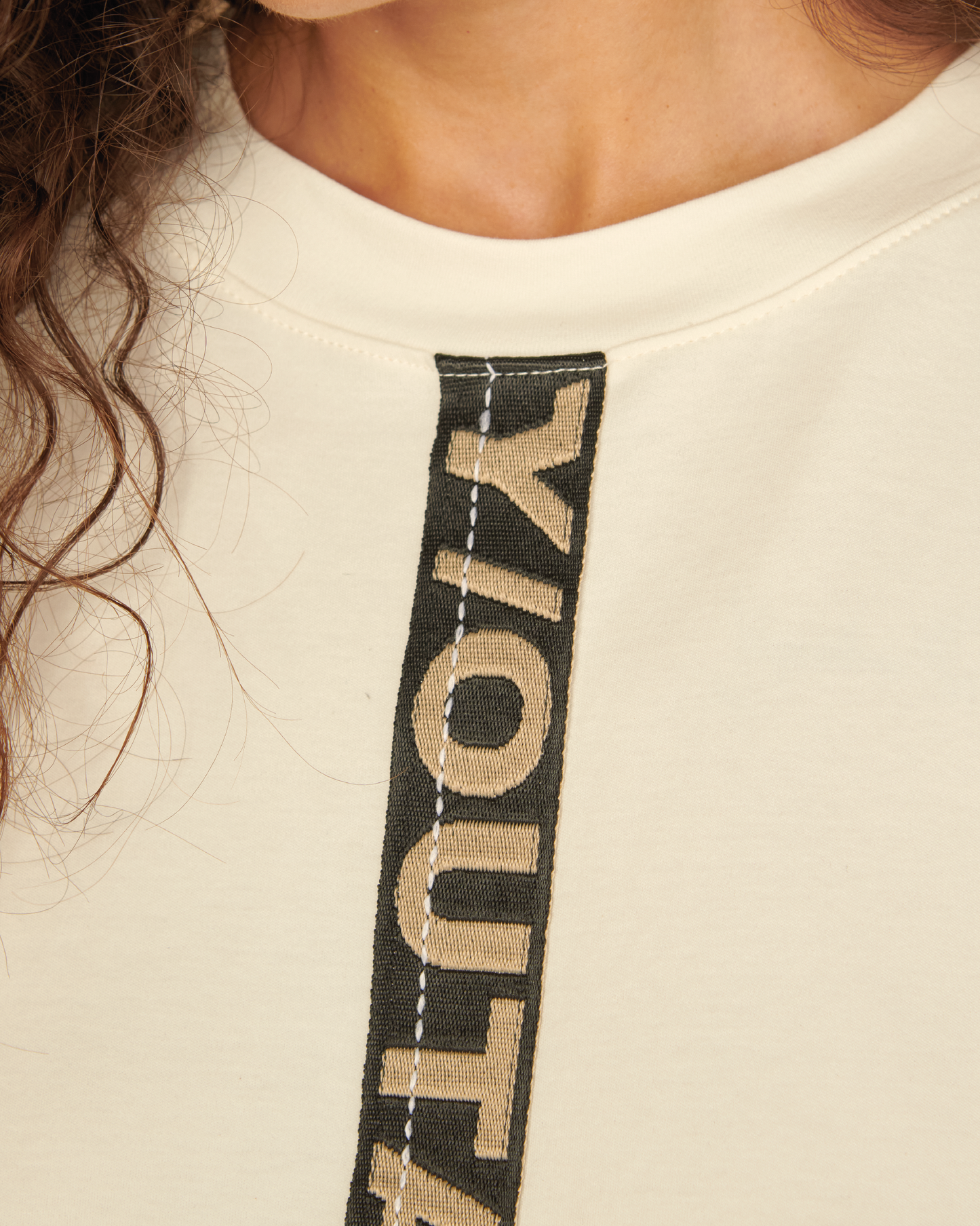 LEVEL CROP TOP