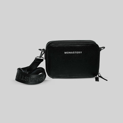 FANNYPACK SHUM