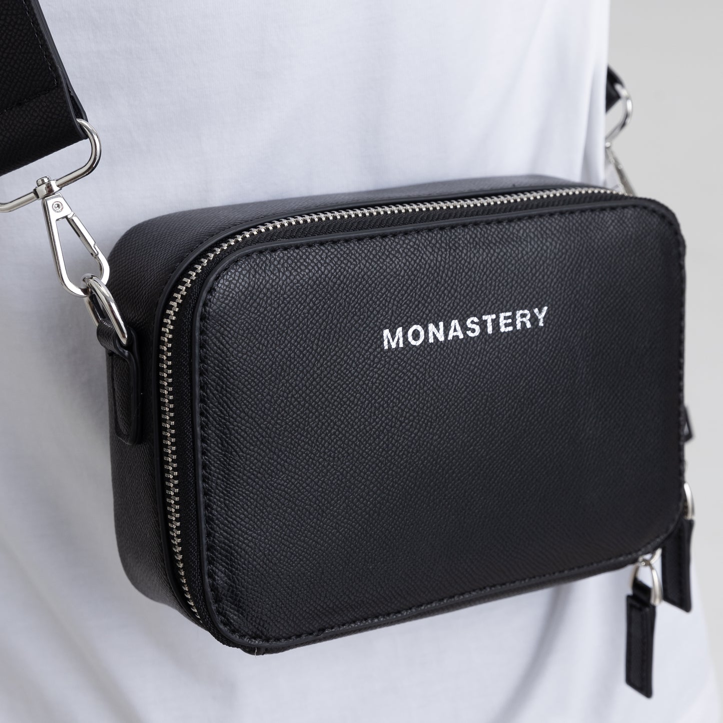 FANNYPACK SHUM