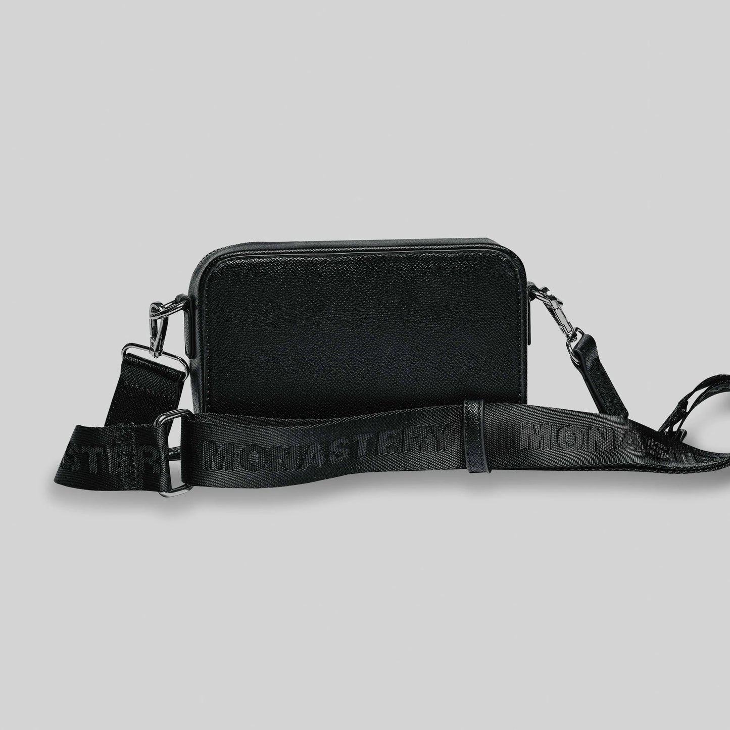 FANNYPACK SHUM
