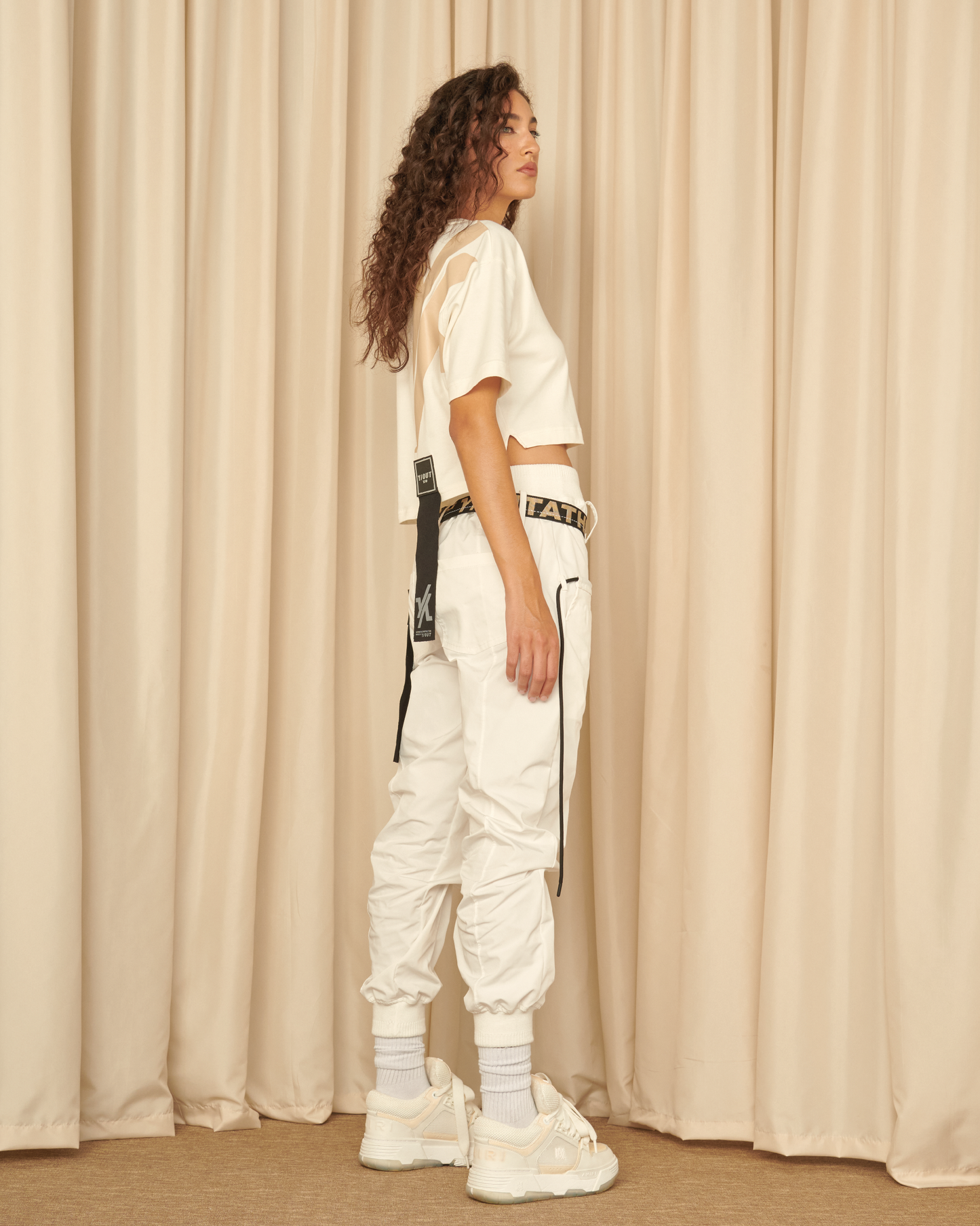 LEVEL CROP TOP