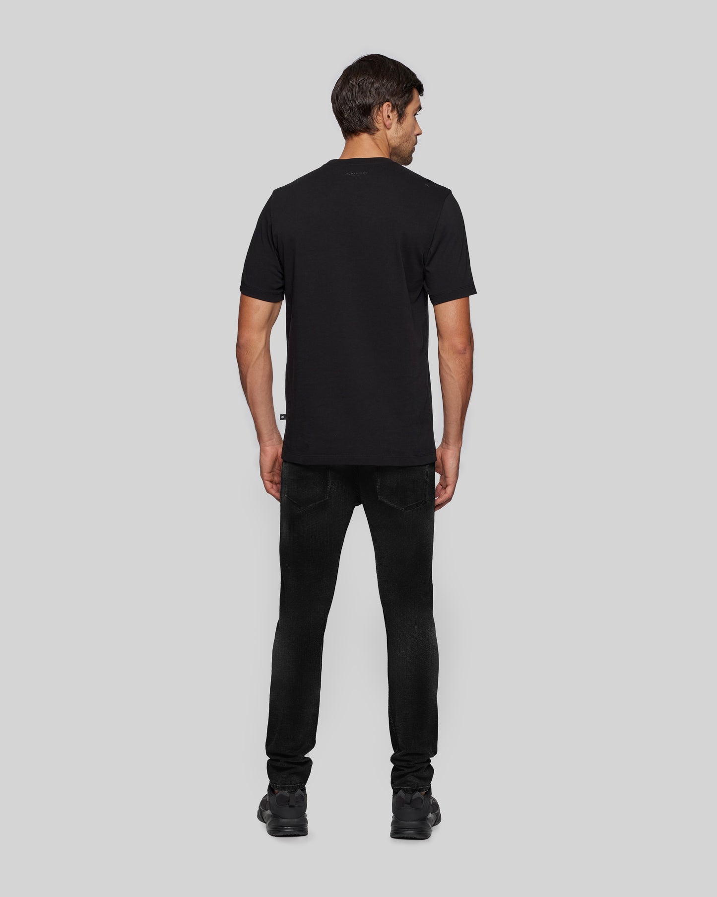 ALTAIR BLACK T-SHIRT