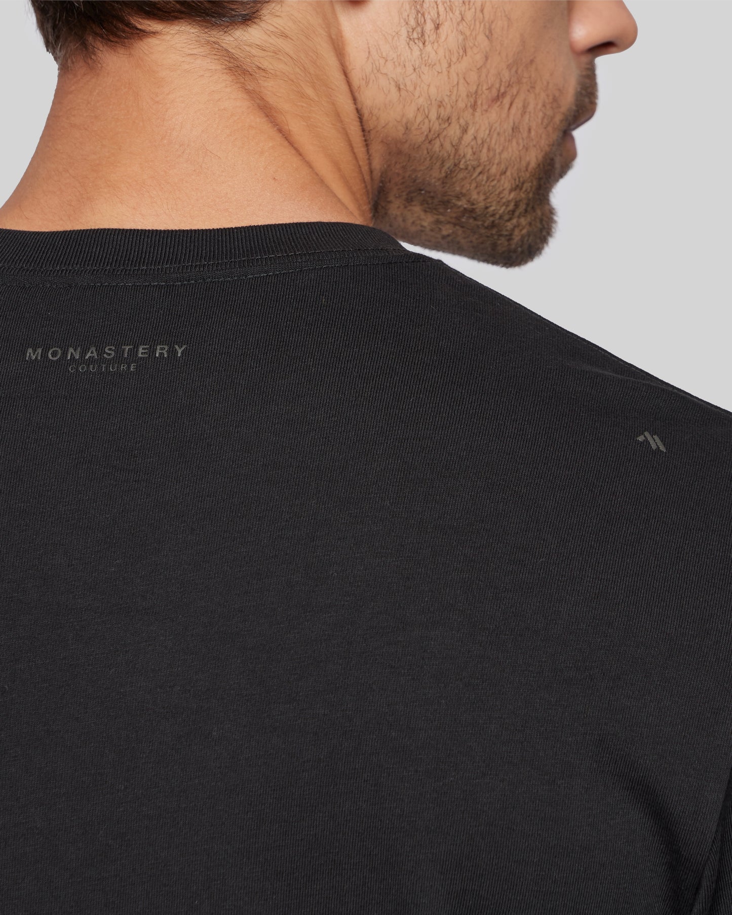 ALTAIR BLACK T-SHIRT