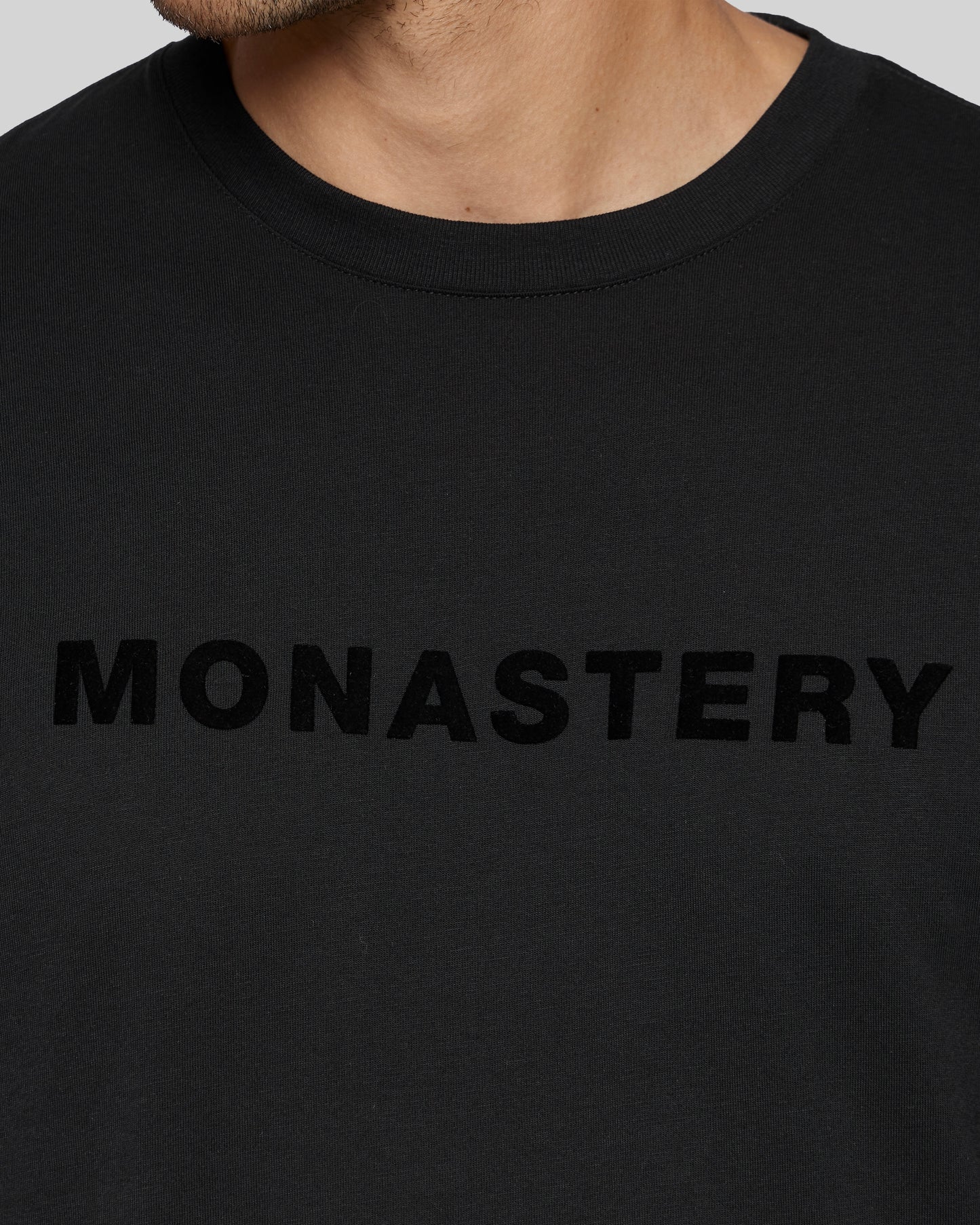 PERSEO BLACK T-SHIRT