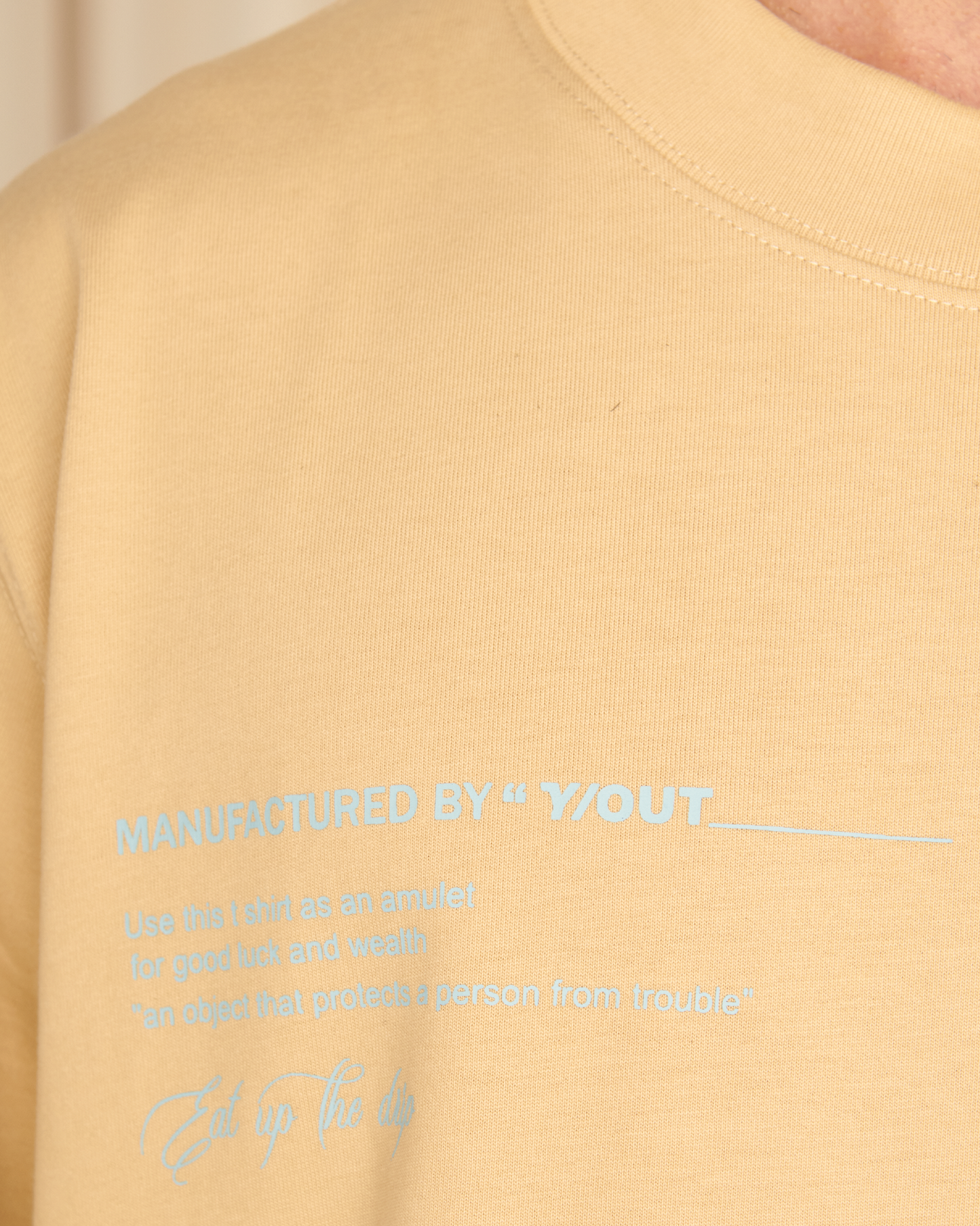 JINNS T-SHIRT